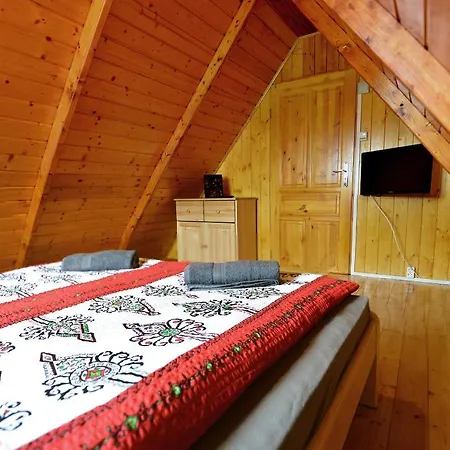 Drewniany Camila シャレー *